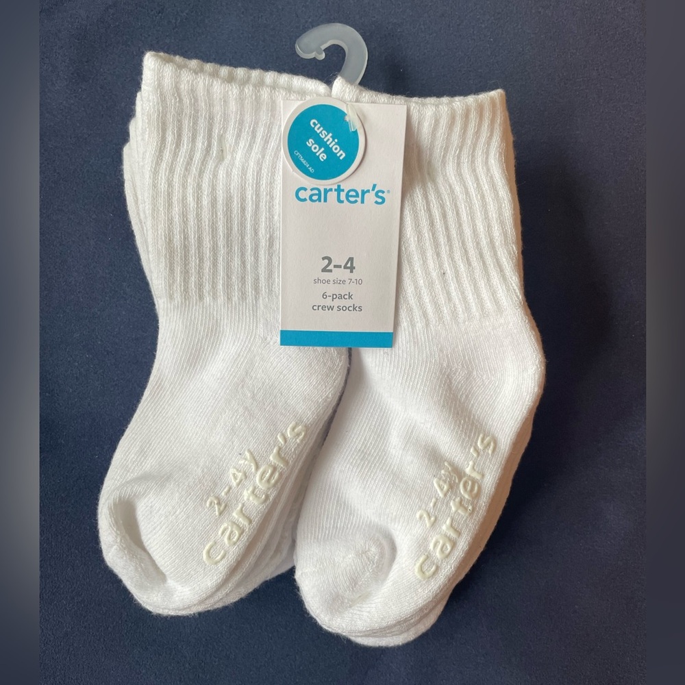 NWT Carter’s Kids White Crew Socks size 2-4 - Picture 1 of 5